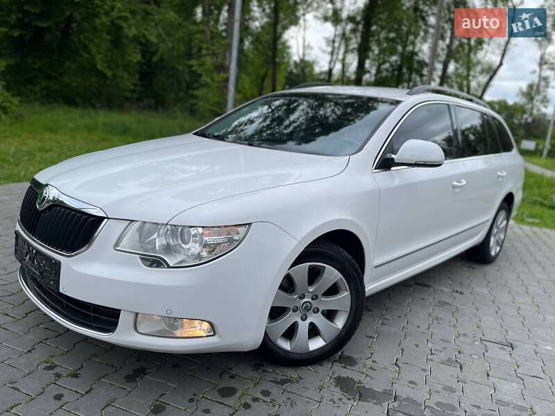 Skoda Superb 2012