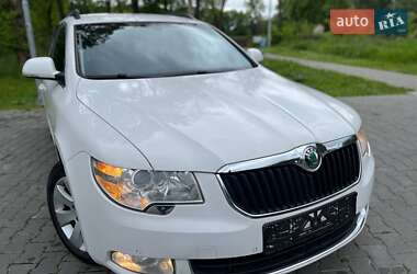 Универсал Skoda Superb 2012 в 