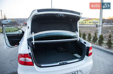 Лифтбек Skoda Superb 2009 в 
