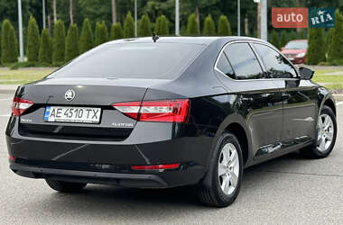 Ліфтбек Skoda Superb 2016 в 
