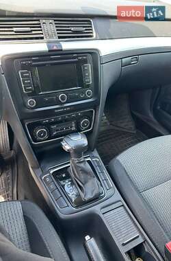Универсал Skoda Superb 2012 в 