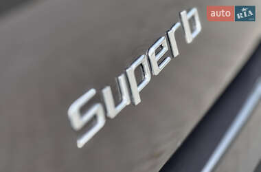 Универсал Skoda Superb 2009 в 