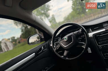 Универсал Skoda Superb 2009 в 