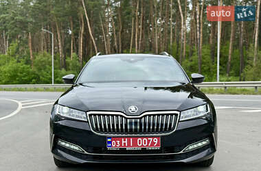 Универсал Skoda Superb 2022 в 