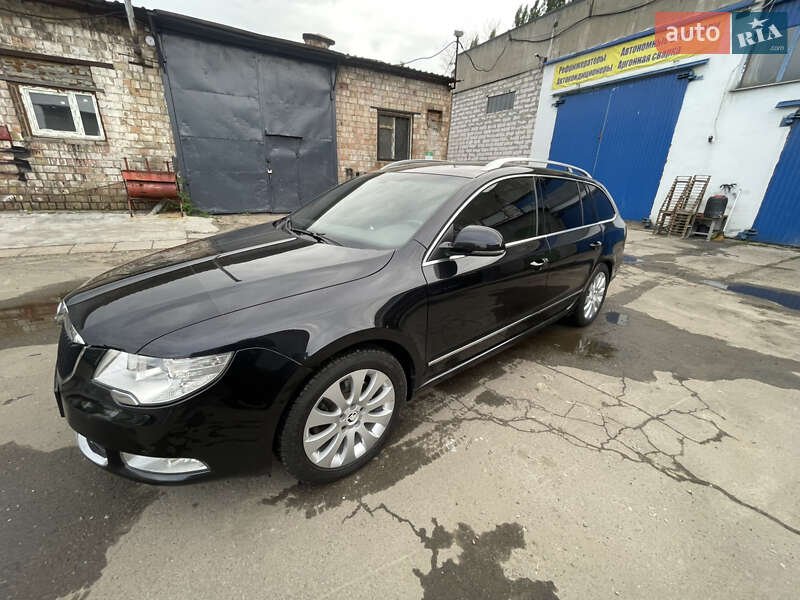 Універсал Skoda Superb 2010 в Києві