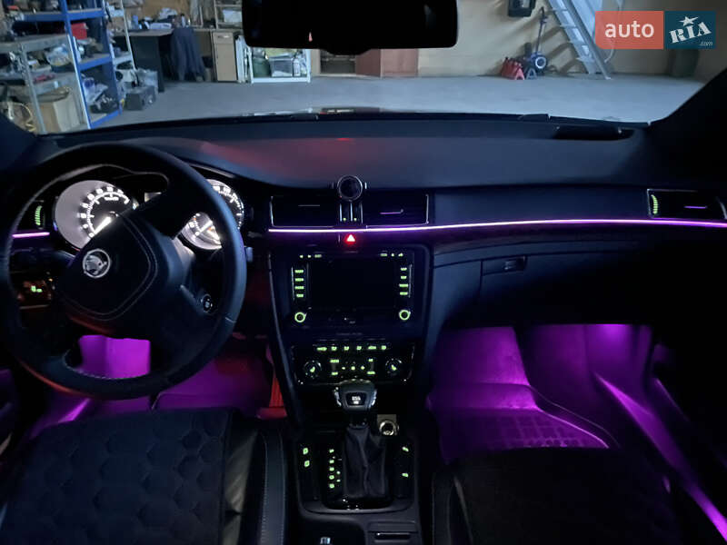 Універсал Skoda Superb 2010 в Києві