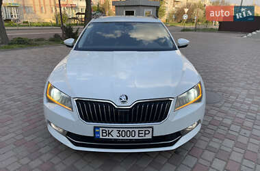Универсал Skoda Superb 2016 в 