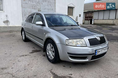 Лифтбек Skoda Superb 2005 в 