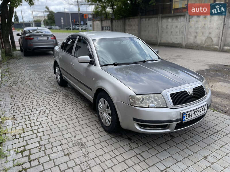 Skoda Superb 2005