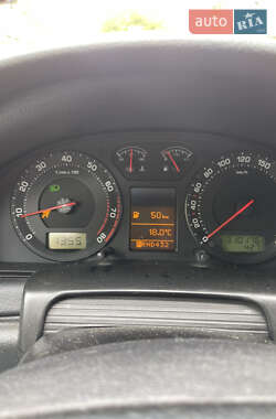 Лифтбек Skoda Superb 2005 в 