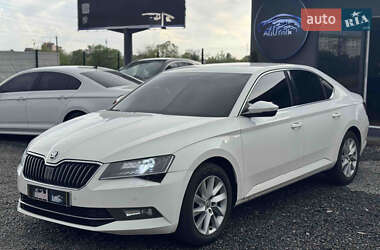 Ліфтбек Skoda Superb 2016 в Мукачевому