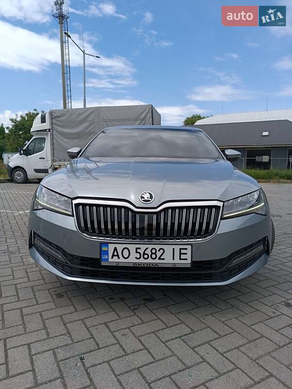 Ліфтбек Skoda Superb 2019 в Мукачевому