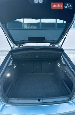 Лифтбек Skoda Superb 2019 в 