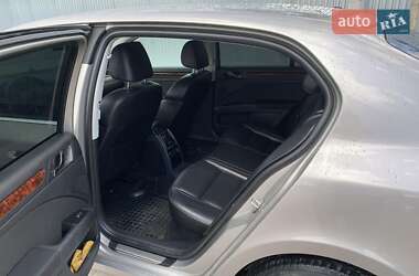 Лифтбек Skoda Superb 2010 в 