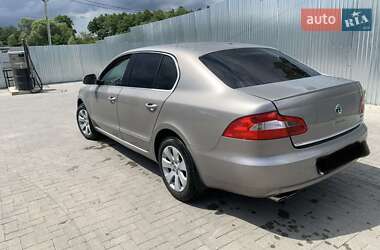 Лифтбек Skoda Superb 2010 в 