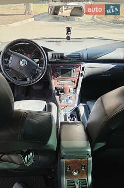 Лифтбек Skoda Superb 2005 в 
