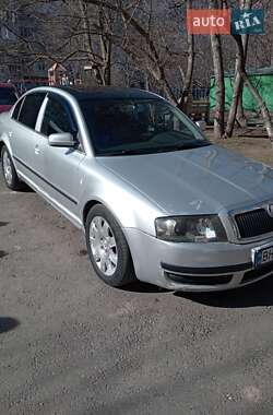 Лифтбек Skoda Superb 2005 в 