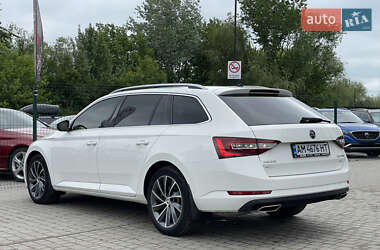 Универсал Skoda Superb 2017 в 