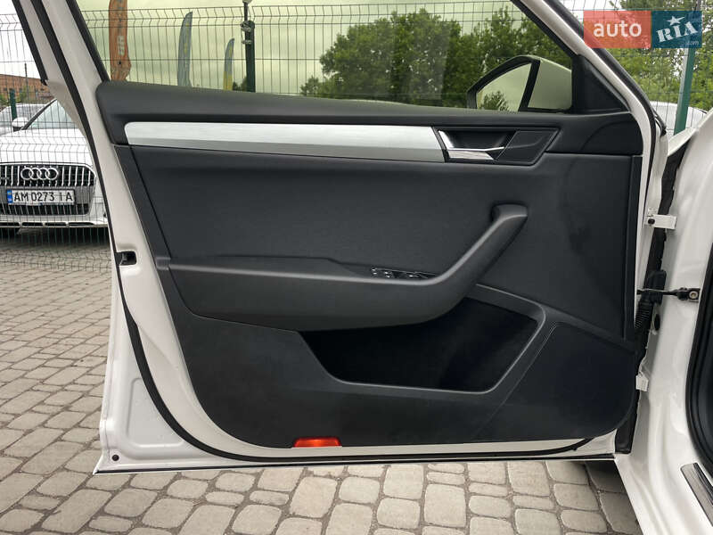 Универсал Skoda Superb 2017 в Бердичеве