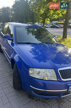 Лифтбек Skoda Superb 2008 в 