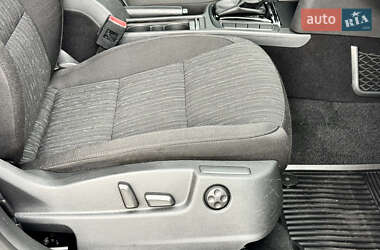 Лифтбек Skoda Superb 2014 в 
