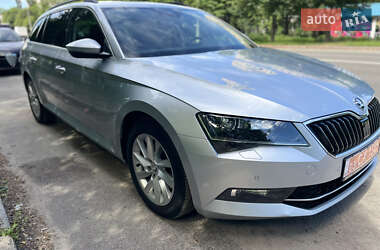 Универсал Skoda Superb 2017 в 