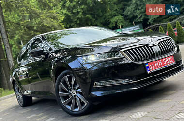 Ліфтбек Skoda Superb 2021 в 