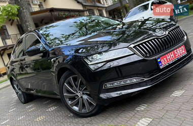 Ліфтбек Skoda Superb 2021 в 