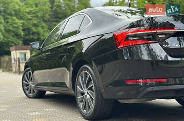 Ліфтбек Skoda Superb 2021 в 