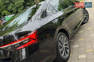 Ліфтбек Skoda Superb 2021 в 