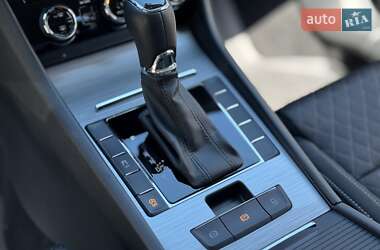 Лифтбек Skoda Superb 2023 в 
