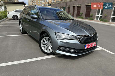 Универсал Skoda Superb 2020 в Киеве