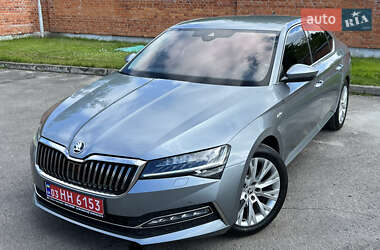 Лифтбек Skoda Superb 2021 в 