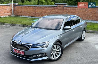 Лифтбек Skoda Superb 2021 в 