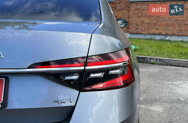 Лифтбек Skoda Superb 2021 в 
