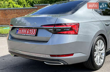 Лифтбек Skoda Superb 2021 в 