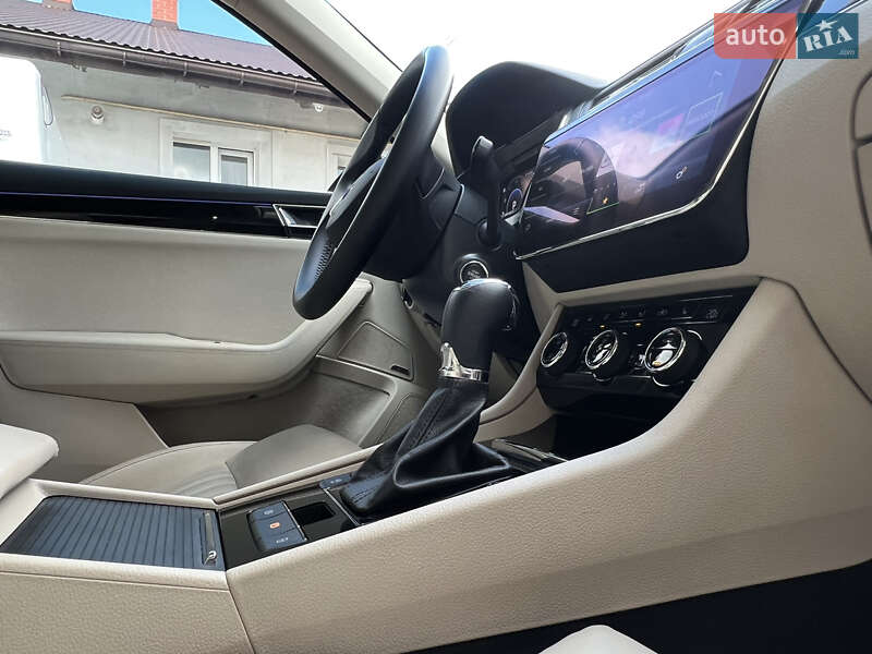 Лифтбек Skoda Superb 2021 в Дрогобыче фото 75 Лифтбек Skoda Superb 2021 в Дрогобыче