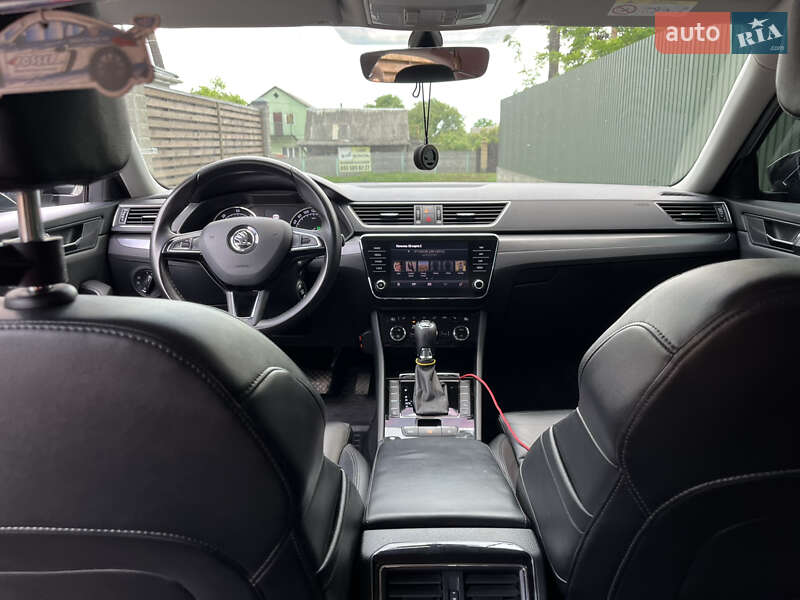 Лифтбек Skoda Superb 2017 в Василькове фото 27 Лифтбек Skoda Superb 2017 в Василькове