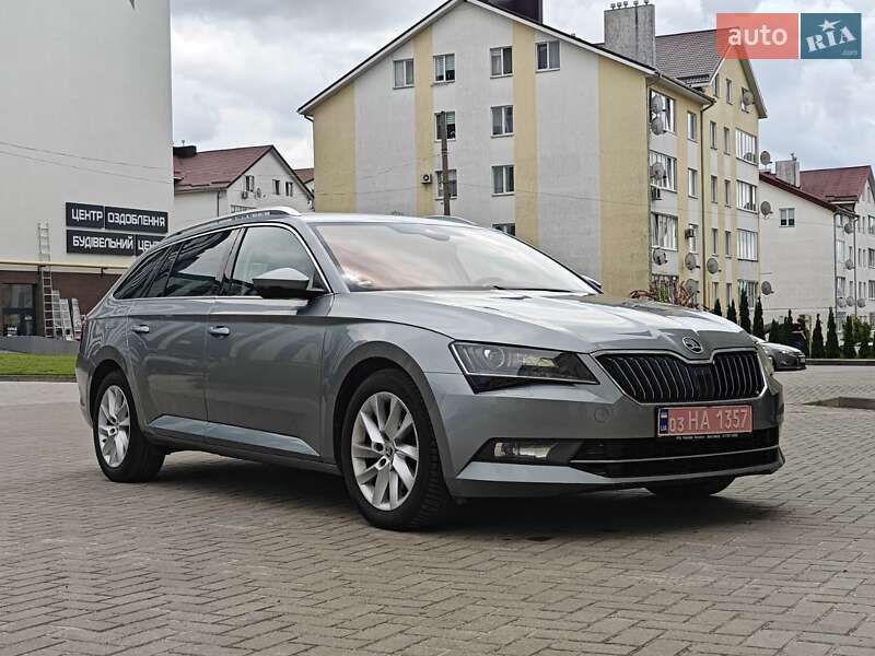 Універсал Skoda Superb 2018 в Луцьку