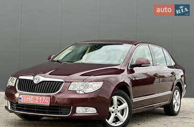 Лифтбек Skoda Superb 2009 в 