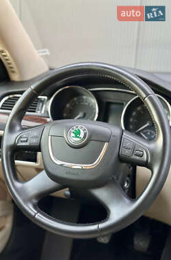 Лифтбек Skoda Superb 2009 в 