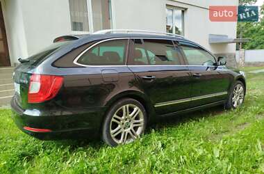 Універсал Skoda Superb 2011 в 