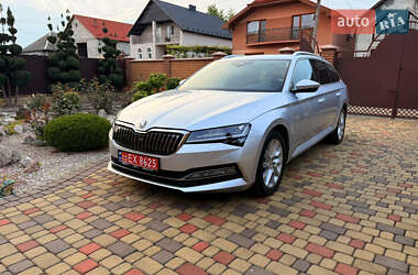 Універсал Skoda Superb 2020 в Мукачевому