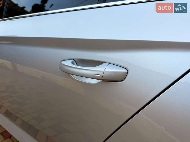Універсал Skoda Superb 2020 в Мукачевому