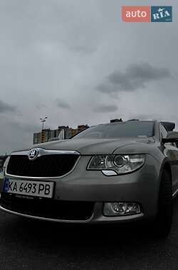 Универсал Skoda Superb 2012 в 