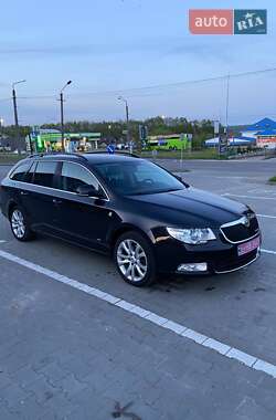 Универсал Skoda Superb 2012 в 