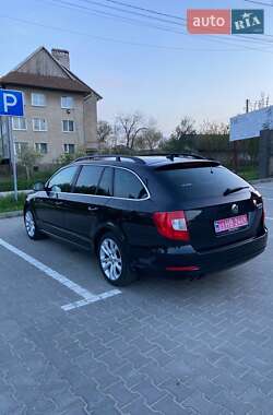 Универсал Skoda Superb 2012 в 
