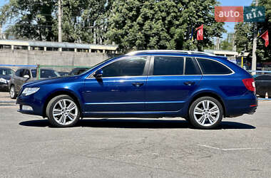 Універсал Skoda Superb 2013 в 