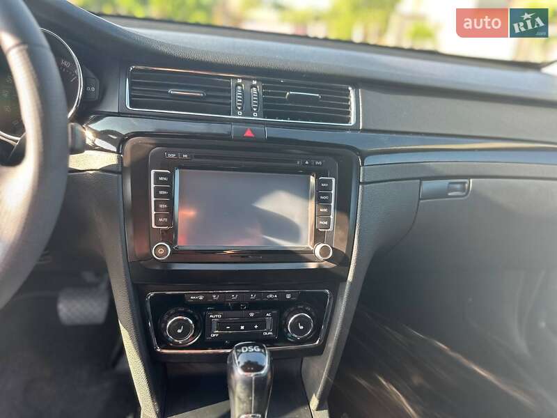 Лифтбек Skoda Superb 2013 в Доброславе