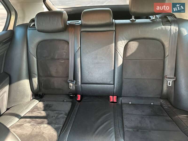 Лифтбек Skoda Superb 2013 в Доброславе